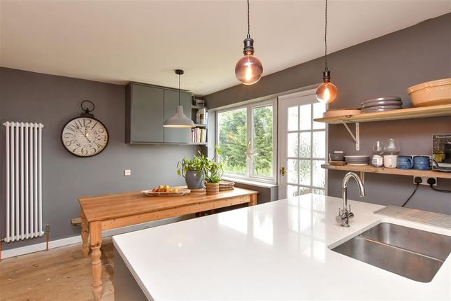3 bed semi-detached bungalow