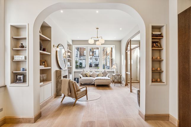 Montagu Mews North, Marylebone... 3 bed mews for sale