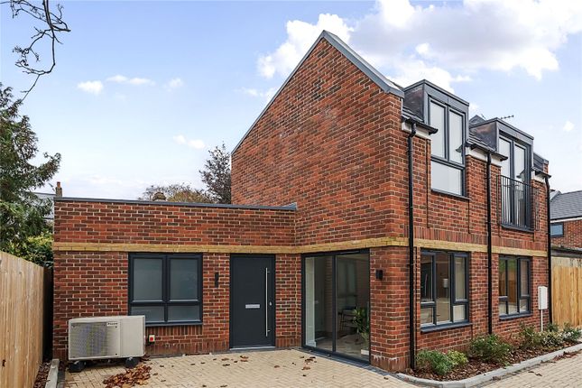 4 bed detached house