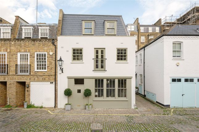 Montagu Mews North, Marylebone, W1H 3 bed mews for sale