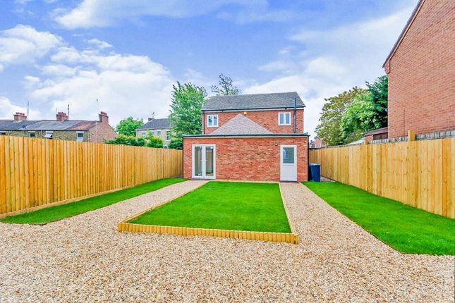 3 bed detached house