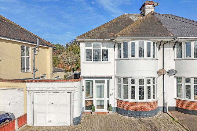 Woodgrange Drive, Thorpe Bay, Essex, SS1 3 bed semi