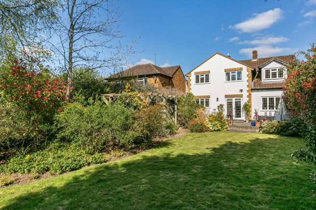 Pine Grove, Brookmans Park, AL9 4 bed detached house for sale
