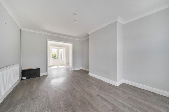 3 bed semi-detached bungalow