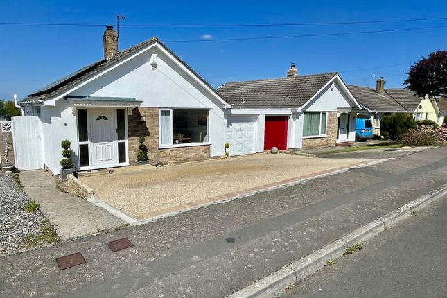 Crossmead, Bridgwater, TA7 2 bed detached bungalow for sale