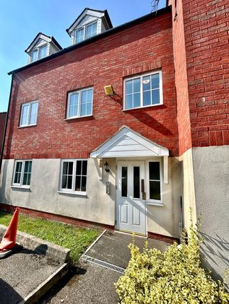 2 bed flat