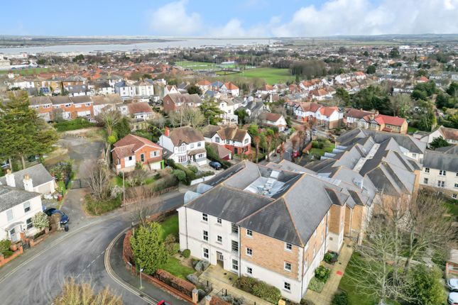 Nelson Court, Glen View, Gravesend... 1 bed apartment for sale