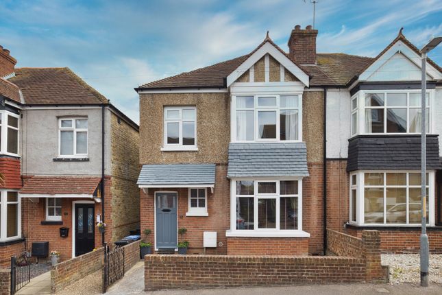 Belmont Road, Broadstairs, Kent, CT10 4 bed semi