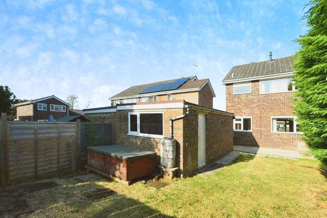 3 bed semi-detached house