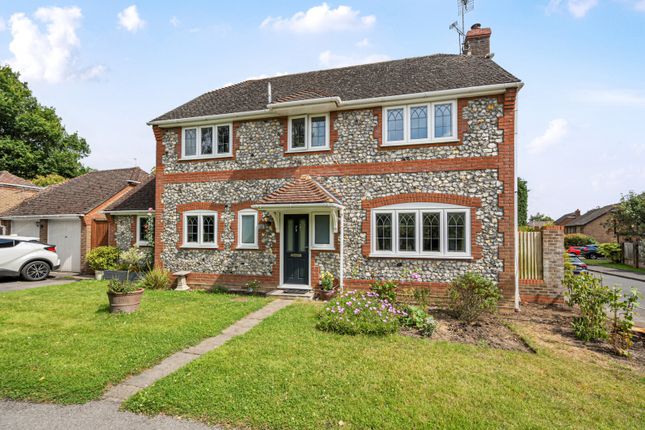 4 bed detached house