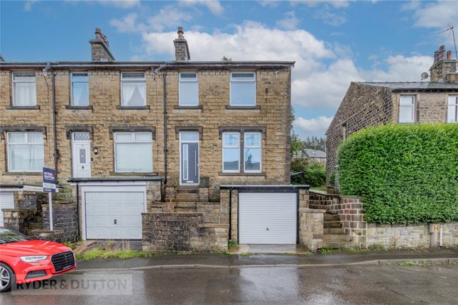 Lingards Road, Slaithwaite... 3 bed end of terrace house for sale