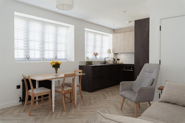 Bell Street, Reigate 2 bed apartment for sale