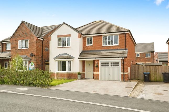 4 bed detached house