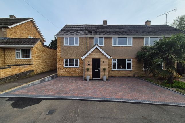 4 bedroom semi-detached house for sale