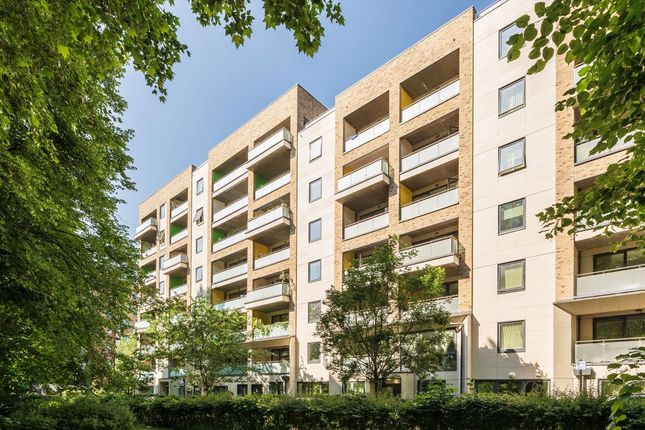All Saints Road, London W3 1 bed flat for sale