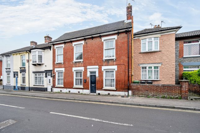 3 bed terraced house
