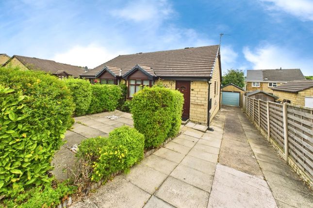 2 bedroom semi-detached bungalow for sale