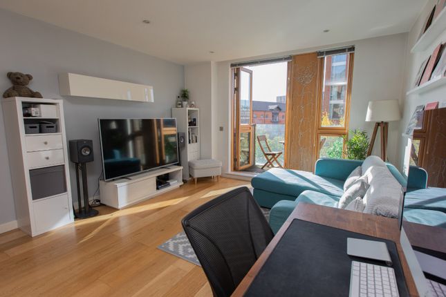 WATERMANS PLACE, 3 WHARF APPROACH... 1 bed flat for sale