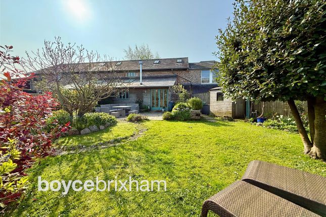 2 bedroom cottage for sale
