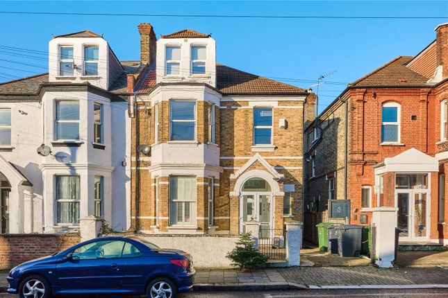 Barrow Road, London, SW16 2 bed flat for sale