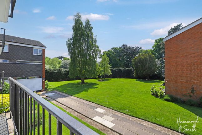 Hartland Road, Epping CM16 2 bed flat for sale