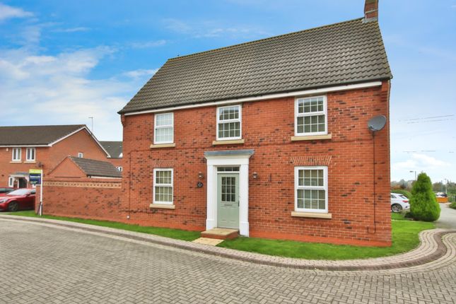 Barnard Park, Kingswood, Hull, HU7 3FP 4 bed detached house for sale
