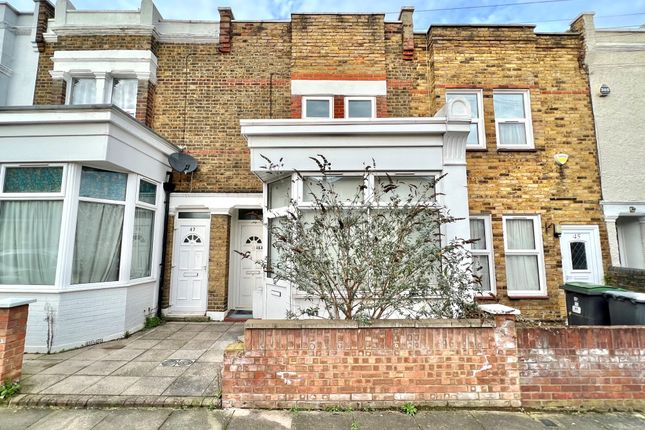 Eleanor Road, London, N11 2 bed terraced house for sale