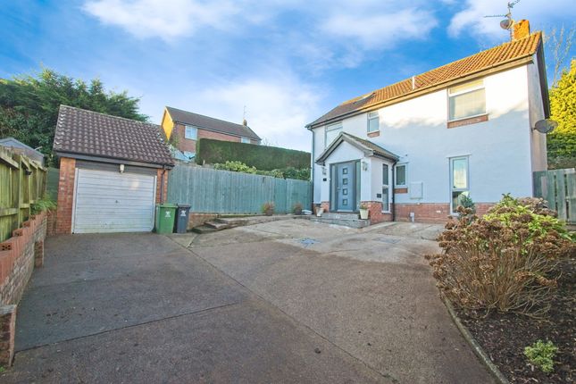 3 bed detached house