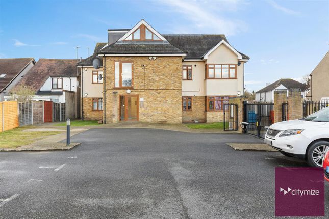 Mawney Road, Romford 2 bed flat for sale