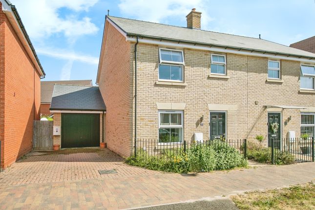 3 bedroom semi-detached house for sale
