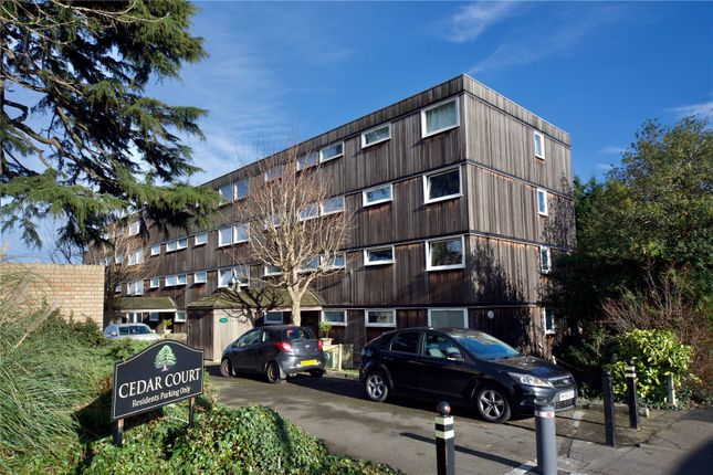 Churchfields, London, E18 2 bed apartment for sale