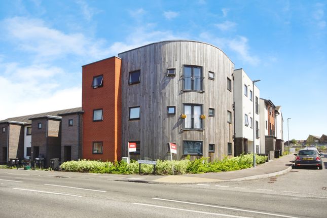 2 bedroom flat for sale