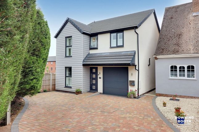 4 bed detached house