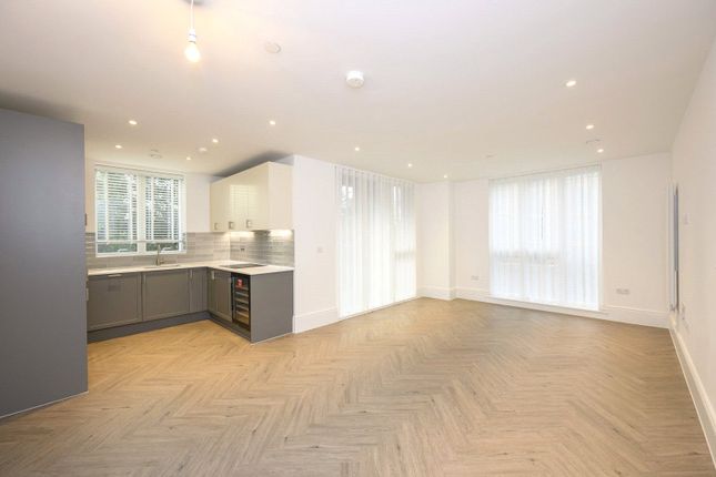 Fellowes Rise, Winchester, Hampshire... 2 bed apartment for sale