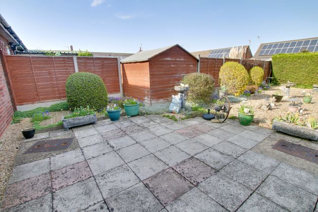 2 bedroom semi-detached bungalow for sale