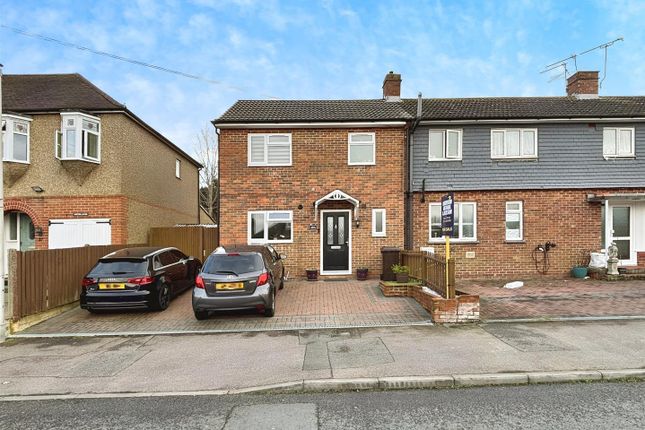 Gerrard Avenue, Rochester 3 bed end of terrace house for sale