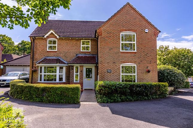 Casterbridge Road, Ferndown BH22 4 bed detached house for sale