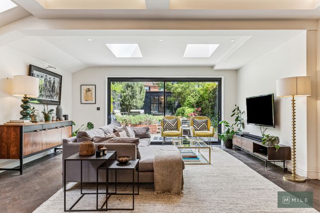 Spezia Road, London NW10 2 bed apartment for sale