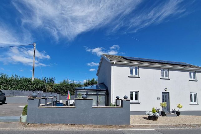 Cross Inn, Laugharne, Carmarthen 3 bed detached house for sale