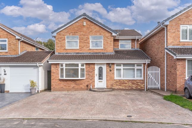 6 bedroom detached house for sale