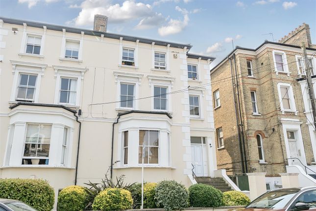 St. Philips Road, Surbiton 2 bed apartment for sale