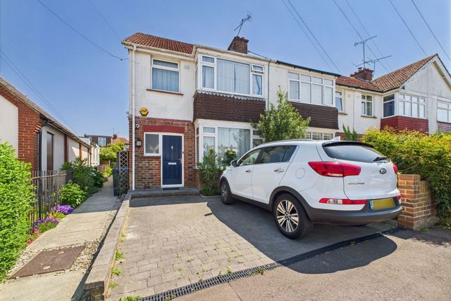 4 bedroom end of terrace house for sale