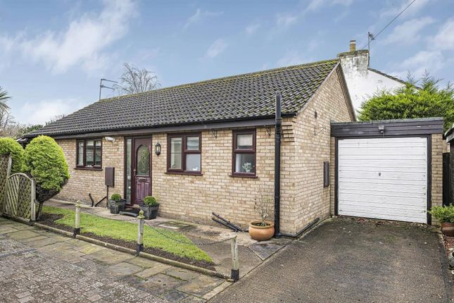 2 bedroom detached bungalow for sale