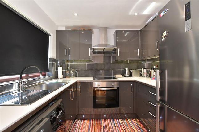 2 bed flat