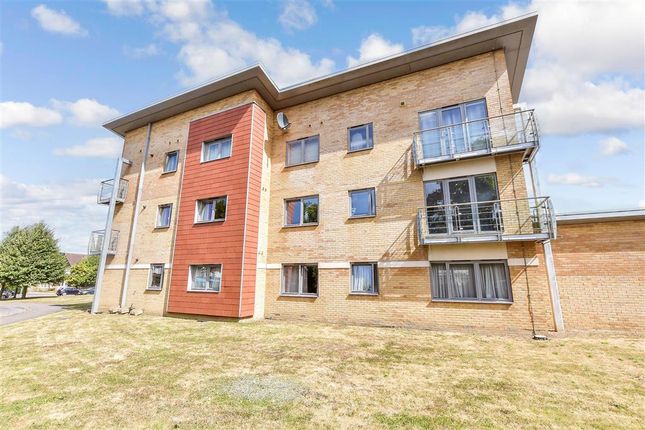 2 bedroom ground floor flat for sale