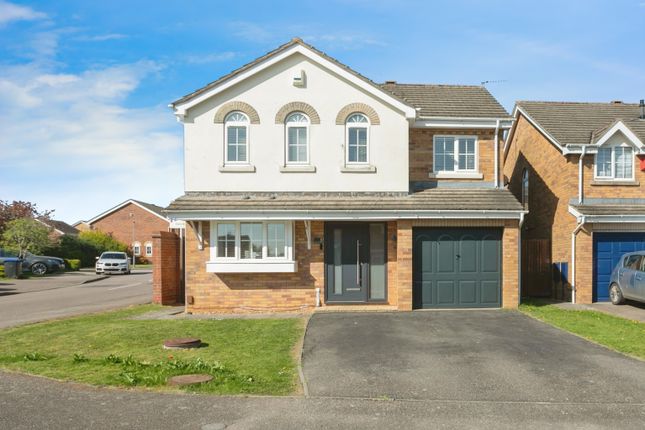 4 bed detached house