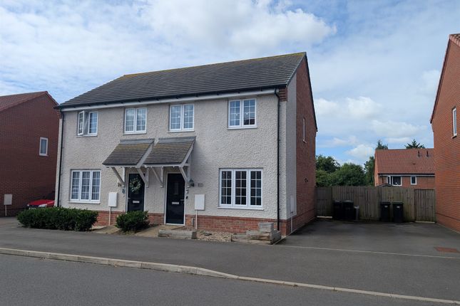 3 bedroom semi-detached house for sale