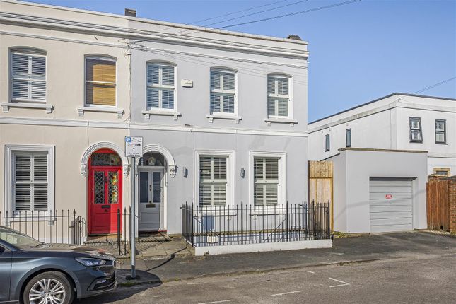 Victoria Terrace, Cheltenham 4 bed house for sale
