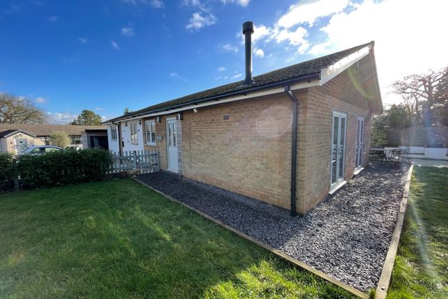 Lambley Road, Lowdham, Nottingham 4 bed detached bungalow for sale