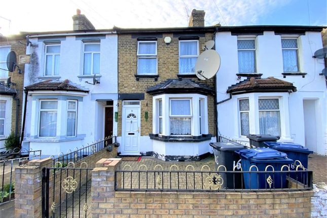 Hartington Road, Southall, UB2 5AU 3 bed terraced house for sale
